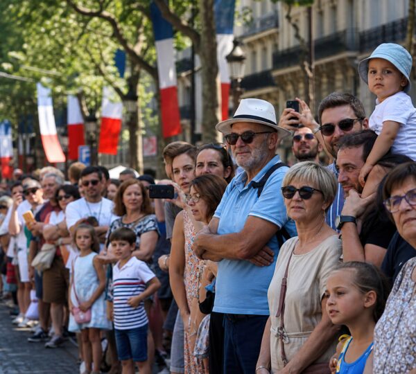fare con i bambini a Parigi il 14 luglio